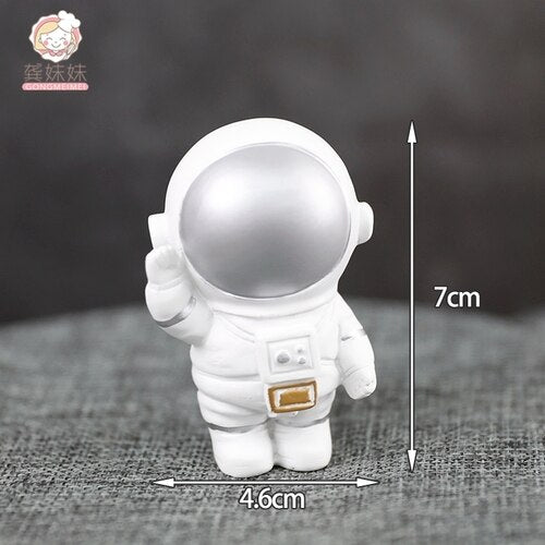 Astronaut Cake Topper Space Universe Planet Series Toppers Outer Birthday Party Dessert Props Festive Decoration 