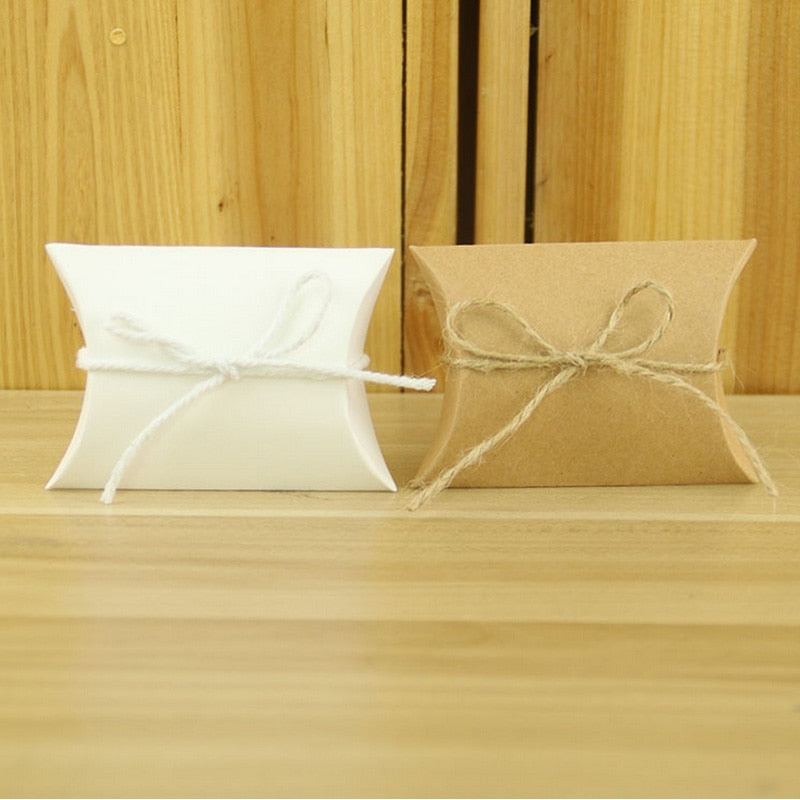 pcs Kraft Paper Gift Box Packaging Pillow Shape Candy Bag DIY Wedding Party Favor Boxes Christmas Supplies 