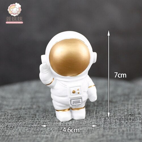 Astronaut Cake Topper Space Universe Planet Series Toppers Outer Birthday Party Dessert Props Festive Decoration 