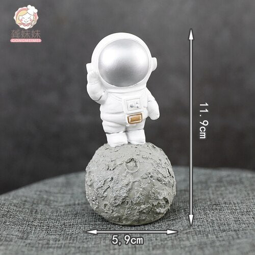 Astronaut Cake Topper Space Universe Planet Series Toppers Outer Birthday Party Dessert Props Festive Decoration 